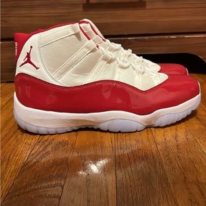 Jordan 11 cherry